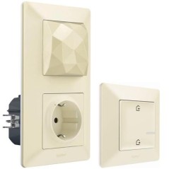 Пакет умный стартовый Valena Life (шлюз WiFi+розетка умн. 2К+З 16А 230В+главн. беспроводн. выкл. "Я дома/Я вне дома") сл. кость 