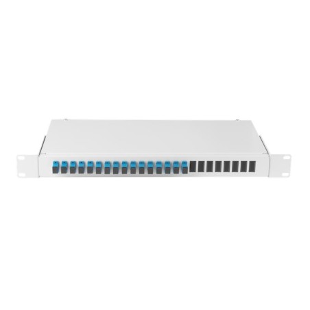 Кросс оптический 19дюйм 1U 16 портов SC/UPC(16 одинарных SC/UPC адаптеров) SM 9/125 OS2 стальной сер. в комплекте: адаптеры монт